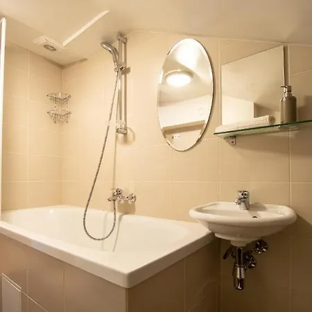 Daire Bergzeit Appartments Bad Gastein